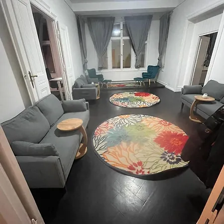 5-Room Apartment Schoeneberg